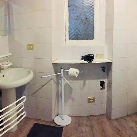 Bed2go ベッド・アンド・ブレックファスト 3*