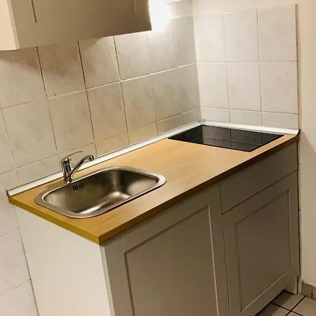 Oda ve Kahvaltı Bed2go 3*